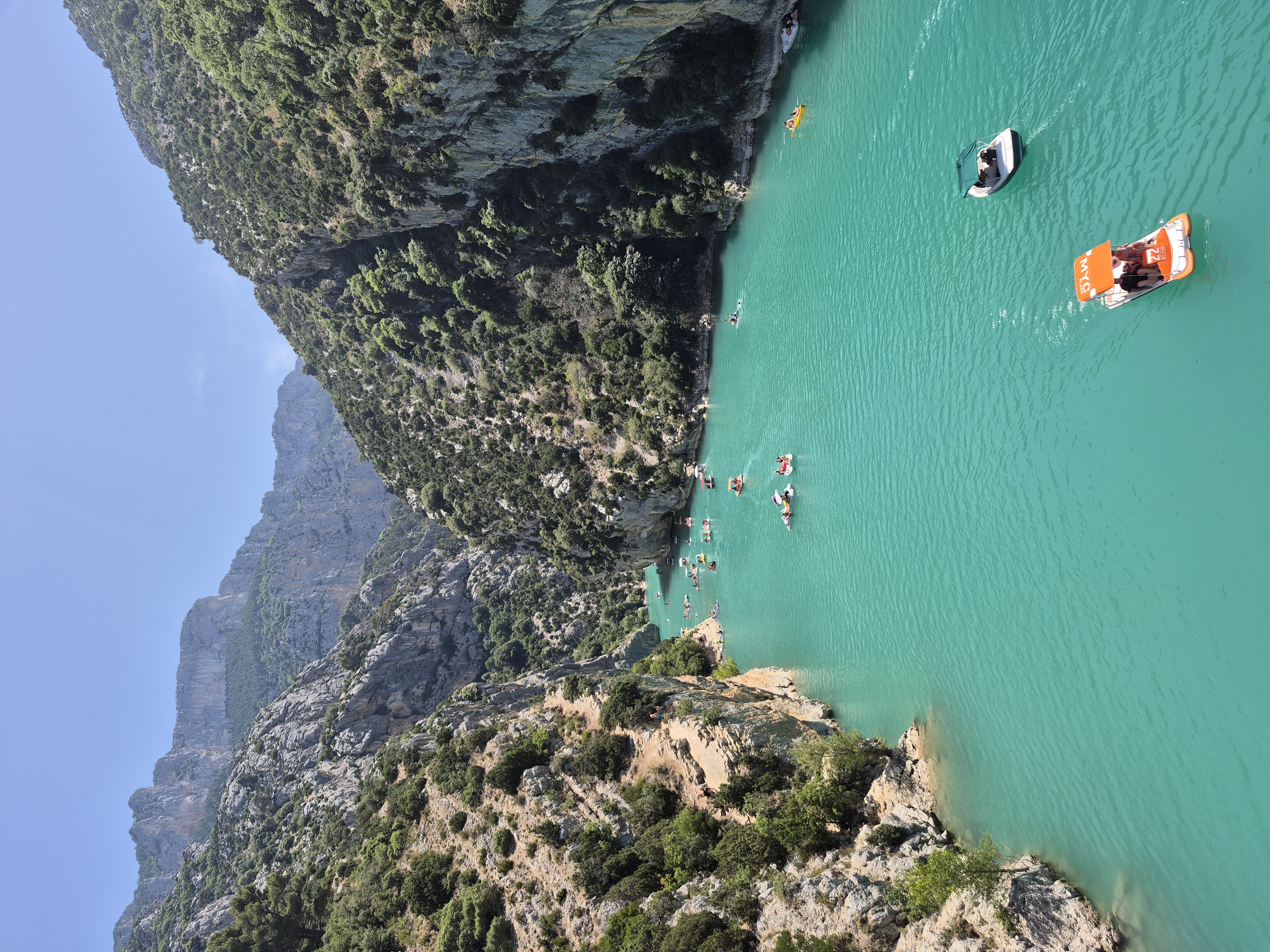 Microclimats de Provence : adapter son itinéraire van depuis Aix